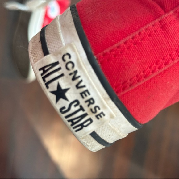 Converse All Star Red High-Tops - Picture 3 of 4